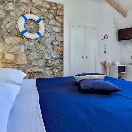 Apartments Nautica, Mali Losinj Ngoại thất bức ảnh