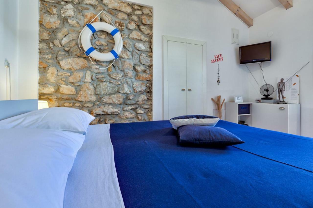 Apartments Nautica, Mali Losinj Ngoại thất bức ảnh