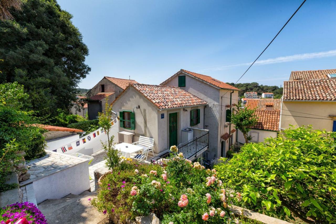 Apartments Nautica, Mali Losinj Ngoại thất bức ảnh