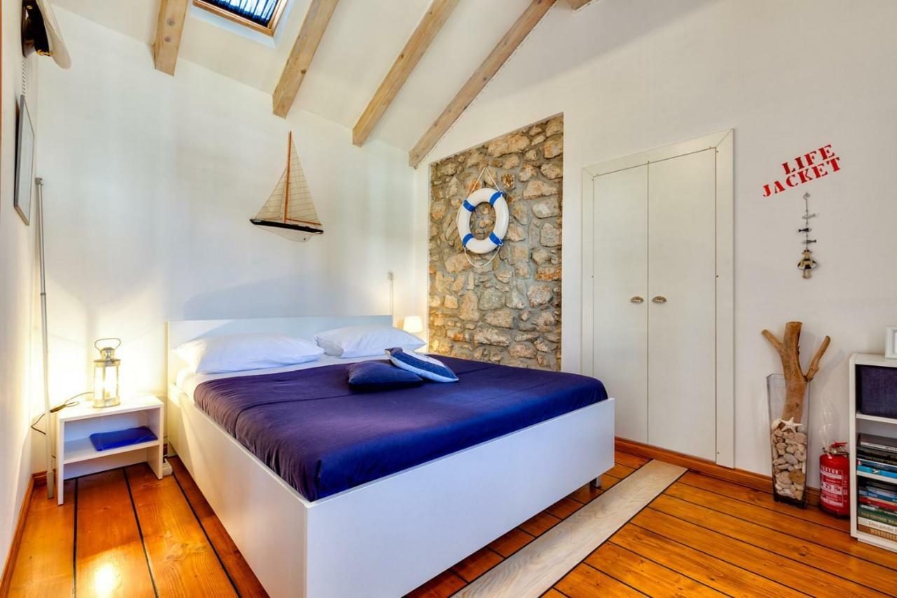 Apartments Nautica, Mali Losinj Ngoại thất bức ảnh