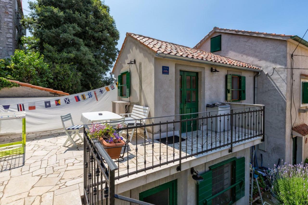 Apartments Nautica, Mali Losinj Ngoại thất bức ảnh