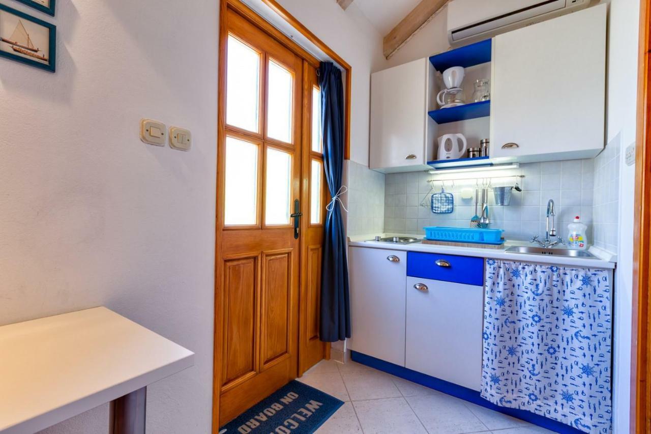 Apartments Nautica, Mali Losinj Ngoại thất bức ảnh