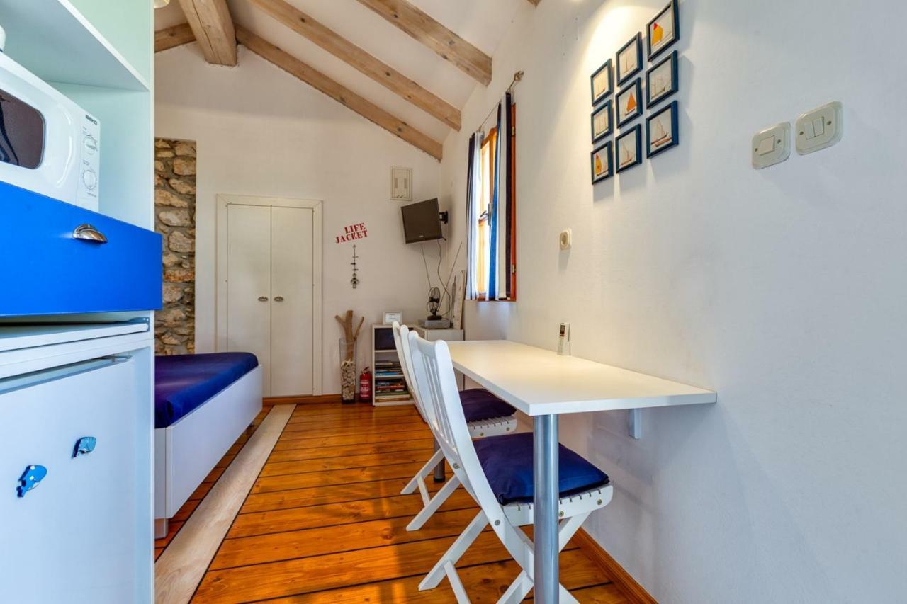 Apartments Nautica, Mali Losinj Ngoại thất bức ảnh